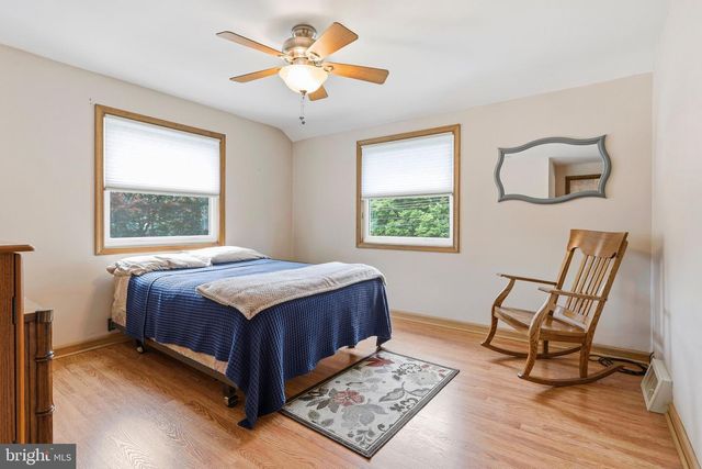 527 SAXER AVE, Springfield, PA 19064