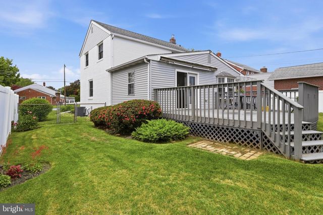 527 SAXER AVE, Springfield, PA 19064