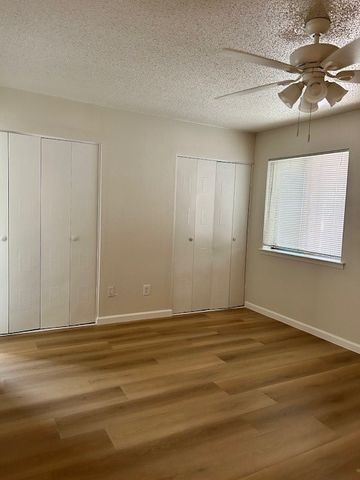 725 Keystone Street, Mesquite, TX 75149