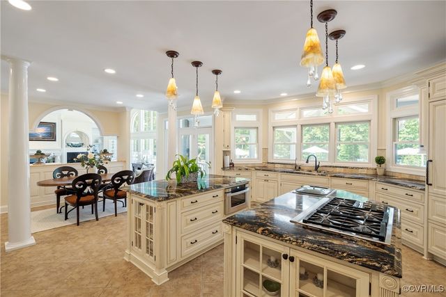 203 Randolph Square Ln, Richmond, VA 23238
