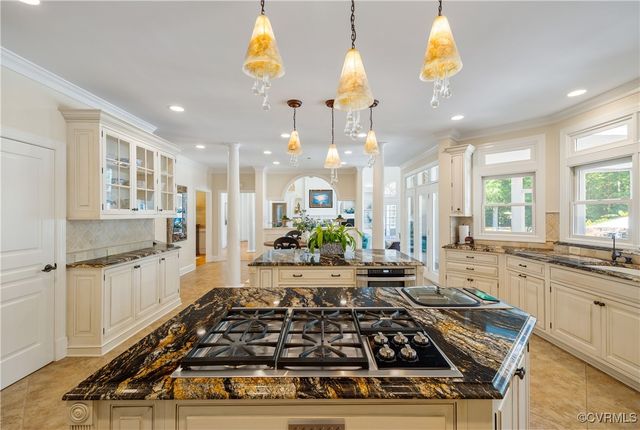 203 Randolph Square Ln, Richmond, VA 23238