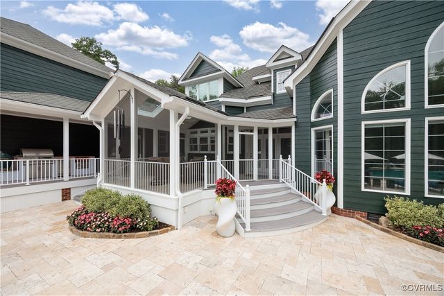 203 Randolph Square Ln, Richmond, VA 23238