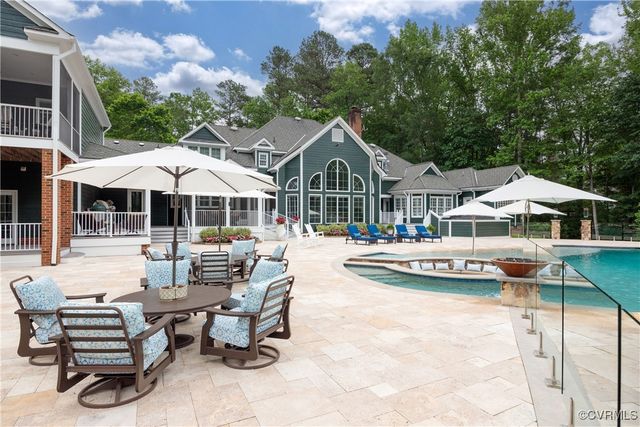 203 Randolph Square Ln, Richmond, VA 23238