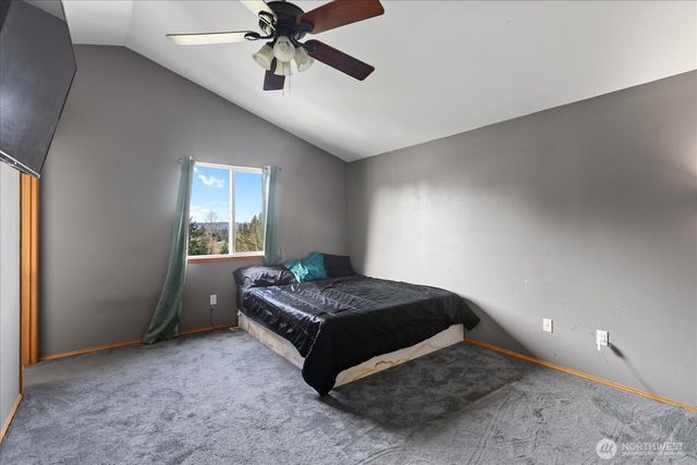 8412 74th Drive NE, Marysville, WA 98270