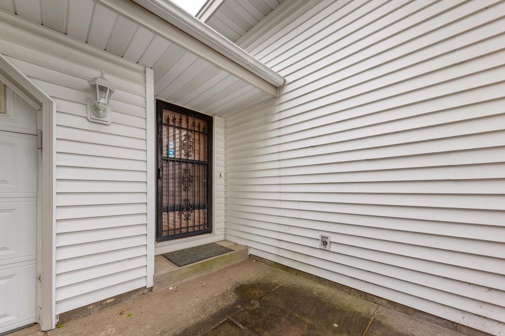 8101 Ewing Avenue N, Brooklyn Park, MN 55443 — photo 5