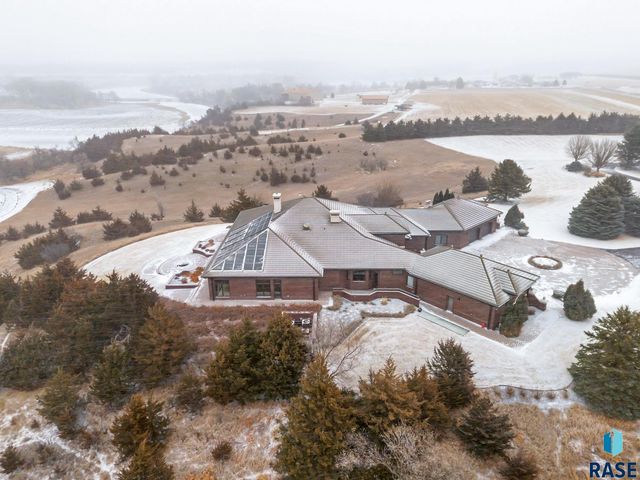 40580 250th St Street, Mitchell, SD 57301