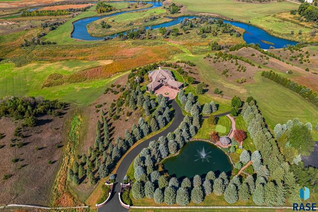 40580 250th St Street, Mitchell, SD 57301