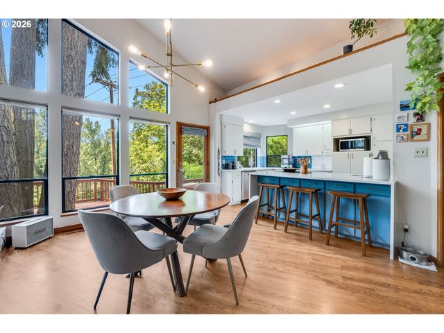 1116 N KNIGHTS BRIDGE Rd, Canby, OR 97013