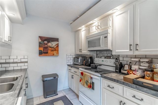 5368 ELM COURT 354, Orlando, FL 32811