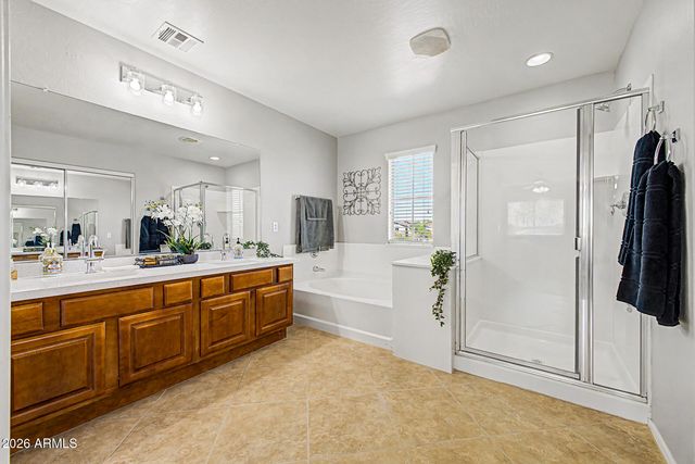 4970 S SANDSTONE Street, Gilbert, AZ 85298