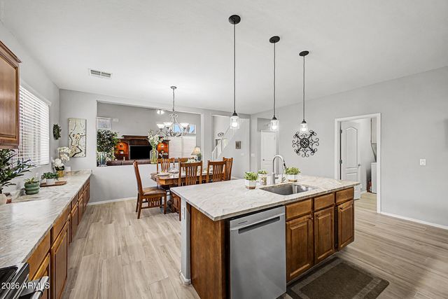 4970 S SANDSTONE Street, Gilbert, AZ 85298