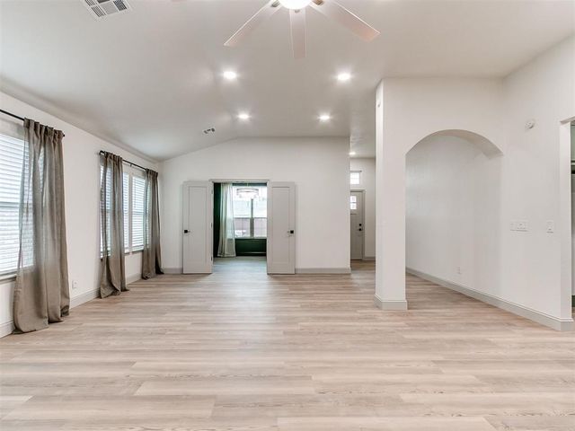 2701 Wheatland Drive, Norman, OK 73071