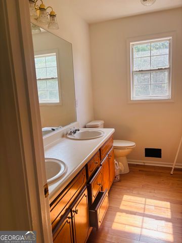 3799 Jonathans Roost Road, Williamson, GA 30292
