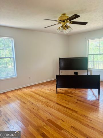3799 Jonathans Roost Road, Williamson, GA 30292