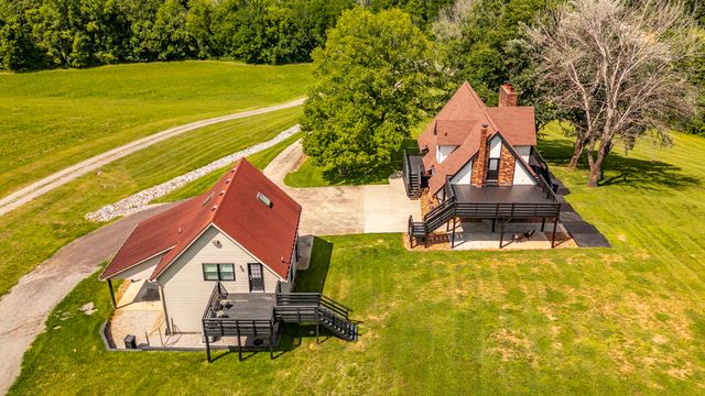 6040 New Cut Rd, Greenbrier, TN 37073