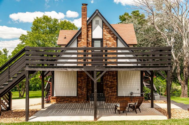 6040 New Cut Rd, Greenbrier, TN 37073