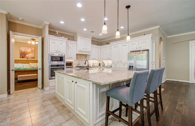 314 Martin Luther King Street S, Ames, TX 77575