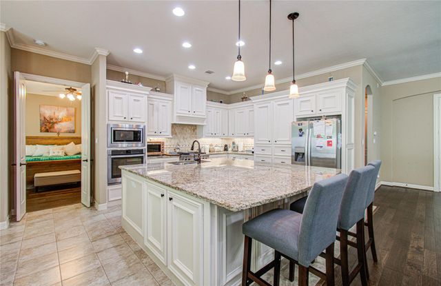 314 Martin Luther King Street S, Ames, TX 77575