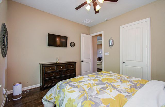 314 Martin Luther King Street S, Ames, TX 77575