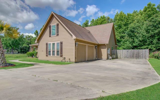 314 Martin Luther King Street S, Ames, TX 77575