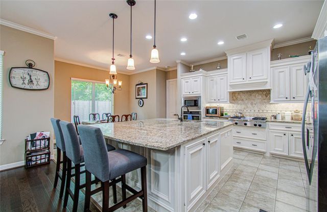 314 Martin Luther King Street S, Ames, TX 77575