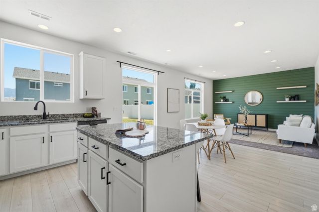 1706 W PARKVIEW DR, Syracuse, UT 84075