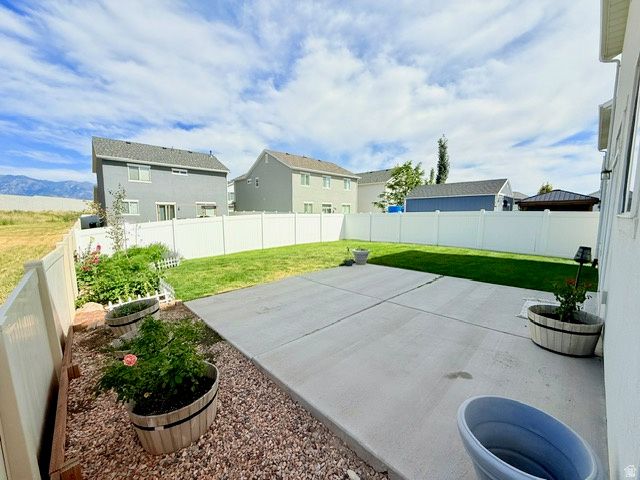 1706 W PARKVIEW DR, Syracuse, UT 84075