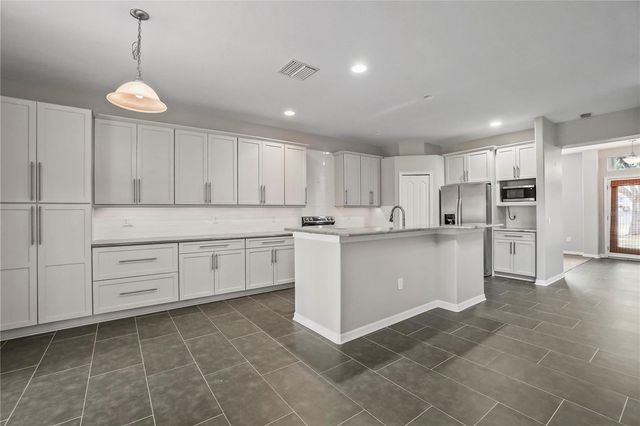 11418 CALLAWAY POND DRIVE, Riverview, FL 33579