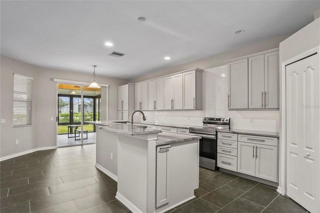 11418 CALLAWAY POND DRIVE, Riverview, FL 33579