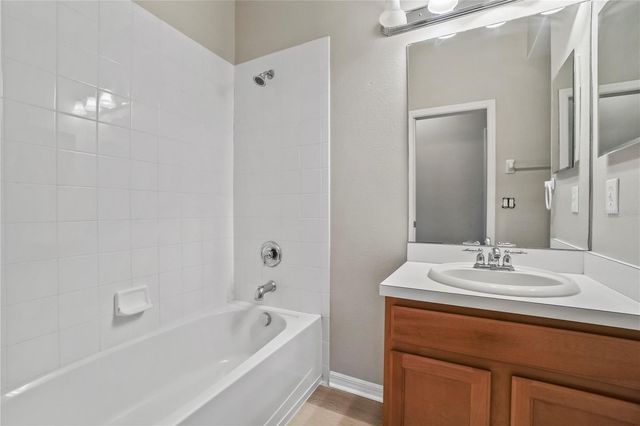 11418 CALLAWAY POND DRIVE, Riverview, FL 33579