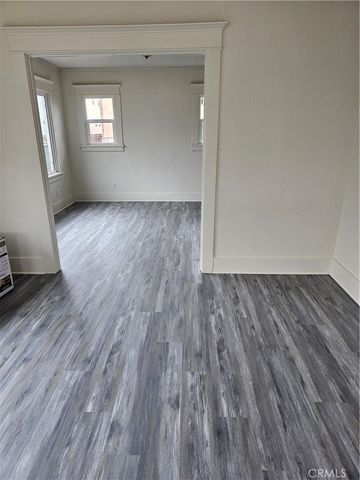 612 W 45th ST, Los Angeles, CA 90037