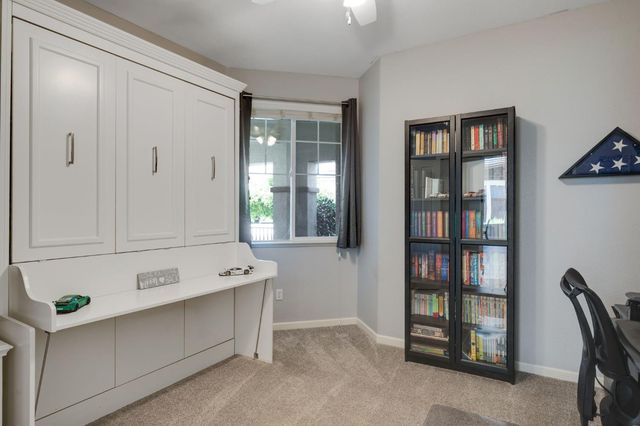6500 Oscar Cir, Elk Grove, CA 95757