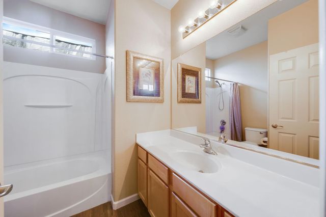 6500 Oscar Cir, Elk Grove, CA 95757