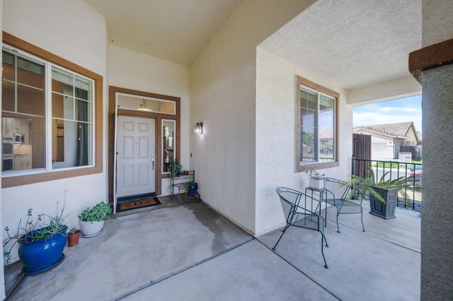6500 Oscar Cir, Elk Grove, CA 95757