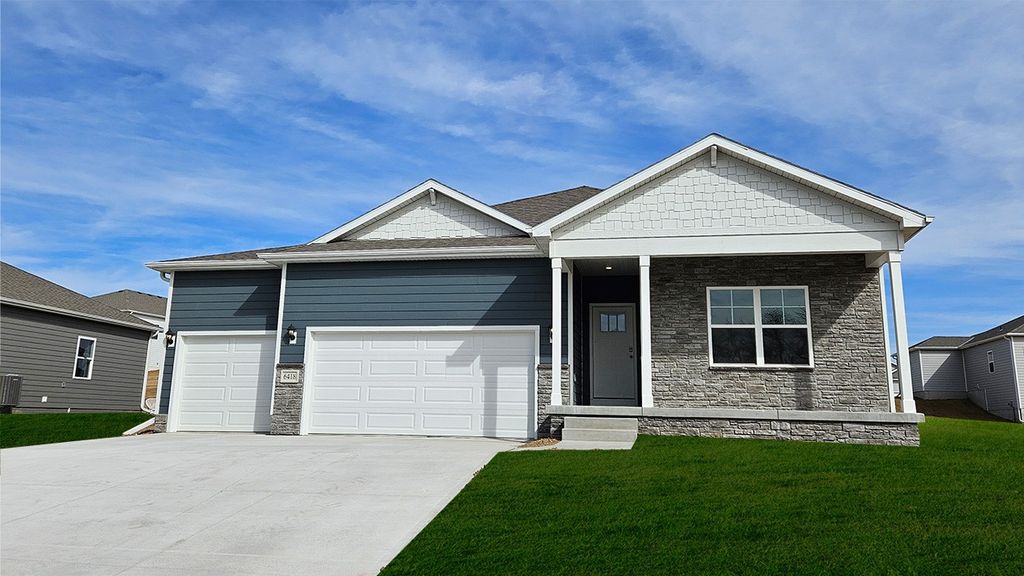 449 Meadows Court, Polk City, IA 50226