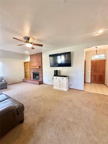 1804 Victoria Place, Edmond, OK 73003