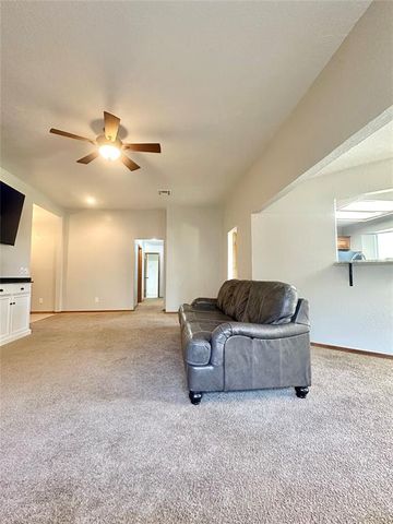 1804 Victoria Place, Edmond, OK 73003