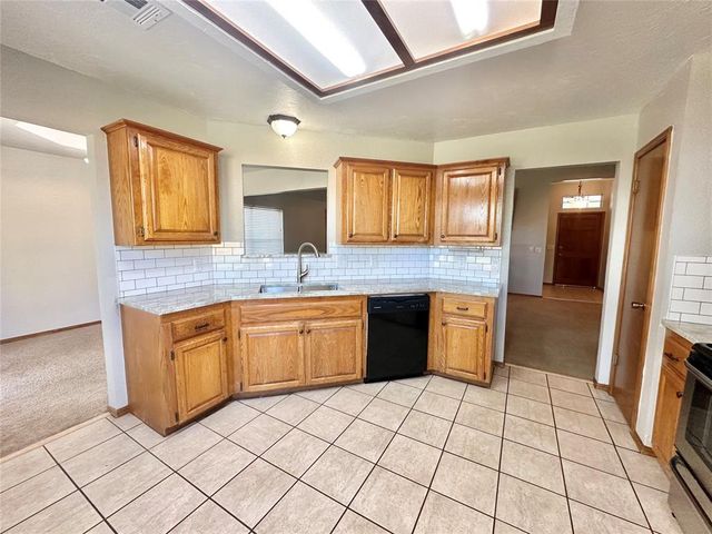 1804 Victoria Place, Edmond, OK 73003