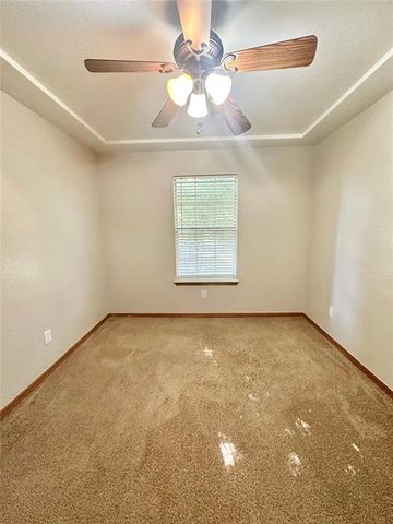 1804 Victoria Place, Edmond, OK 73003