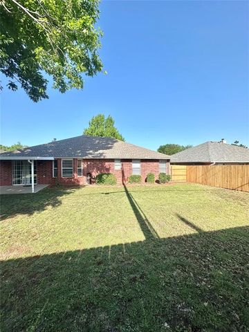 1804 Victoria Place, Edmond, OK 73003