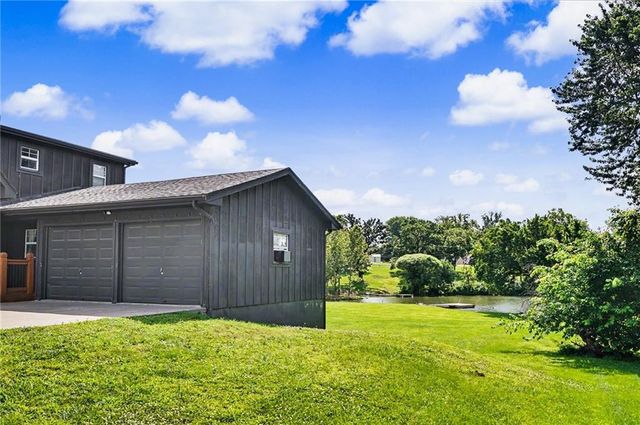 18629 Linwood Road, Linwood, KS 66052
