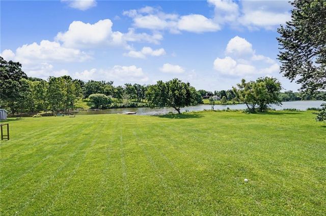 18629 Linwood Road, Linwood, KS 66052