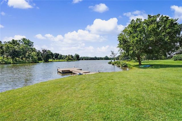 18629 Linwood Road, Linwood, KS 66052
