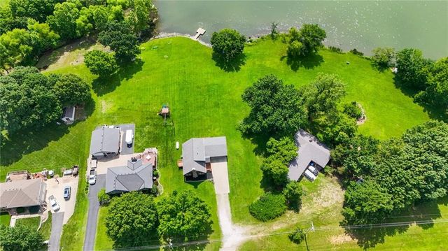 18629 Linwood Road, Linwood, KS 66052