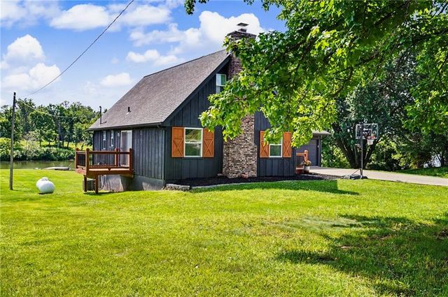 18629 Linwood Road, Linwood, KS 66052