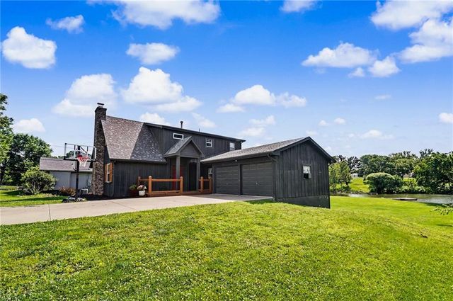 18629 Linwood Road, Linwood, KS 66052