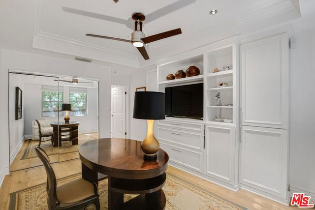 850 N Croft Avenue 103, West Hollywood, CA 90069