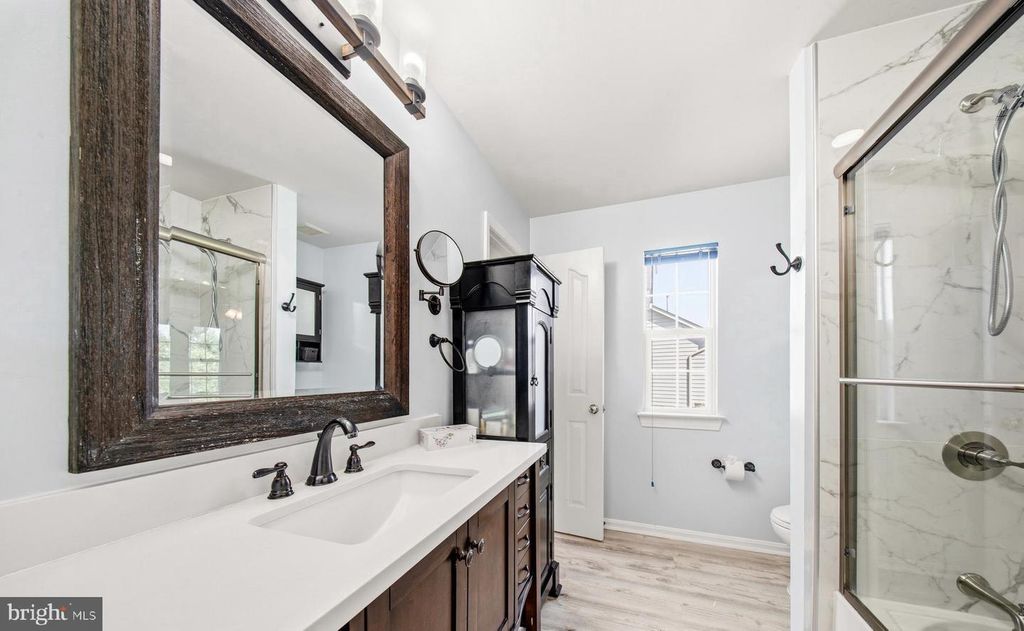 Image 18 of property listing at 18528 DENHIGH CIR, Olney, MD 20832