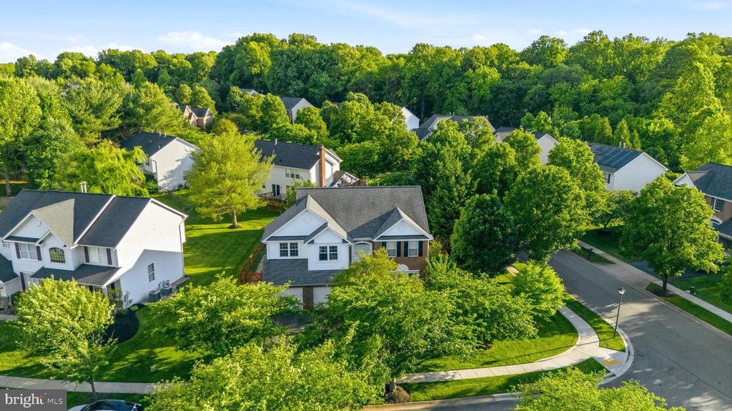 Image 42 of property listing at 18528 DENHIGH CIR, Olney, MD 20832