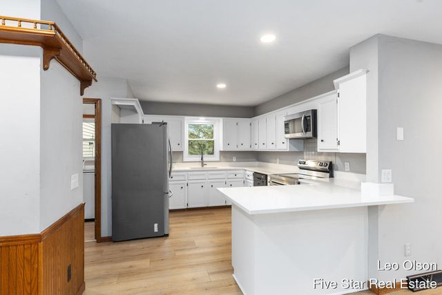 4451 Blackfoot Drive, Grandville, MI 49418